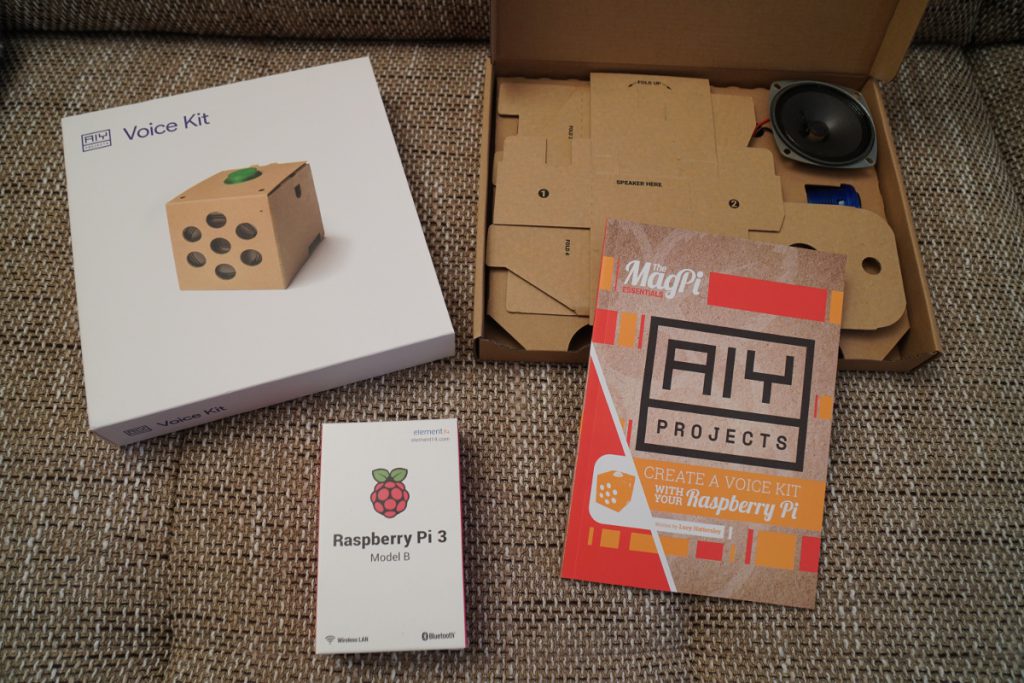 Raspberry Pi - AIY Voice Kit (Google) - Roboter planen bauen programmieren